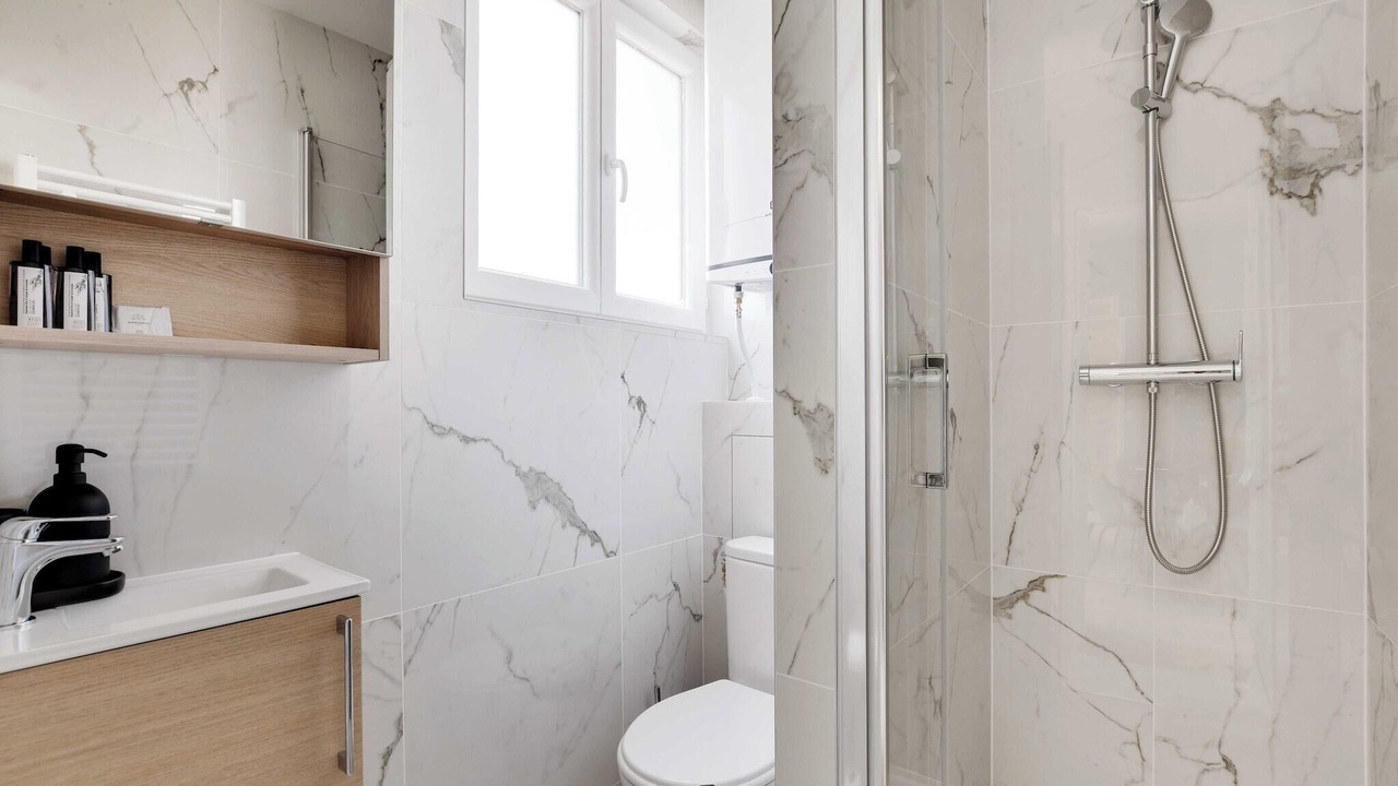 Photo of Bathroom in Petit-Ivry