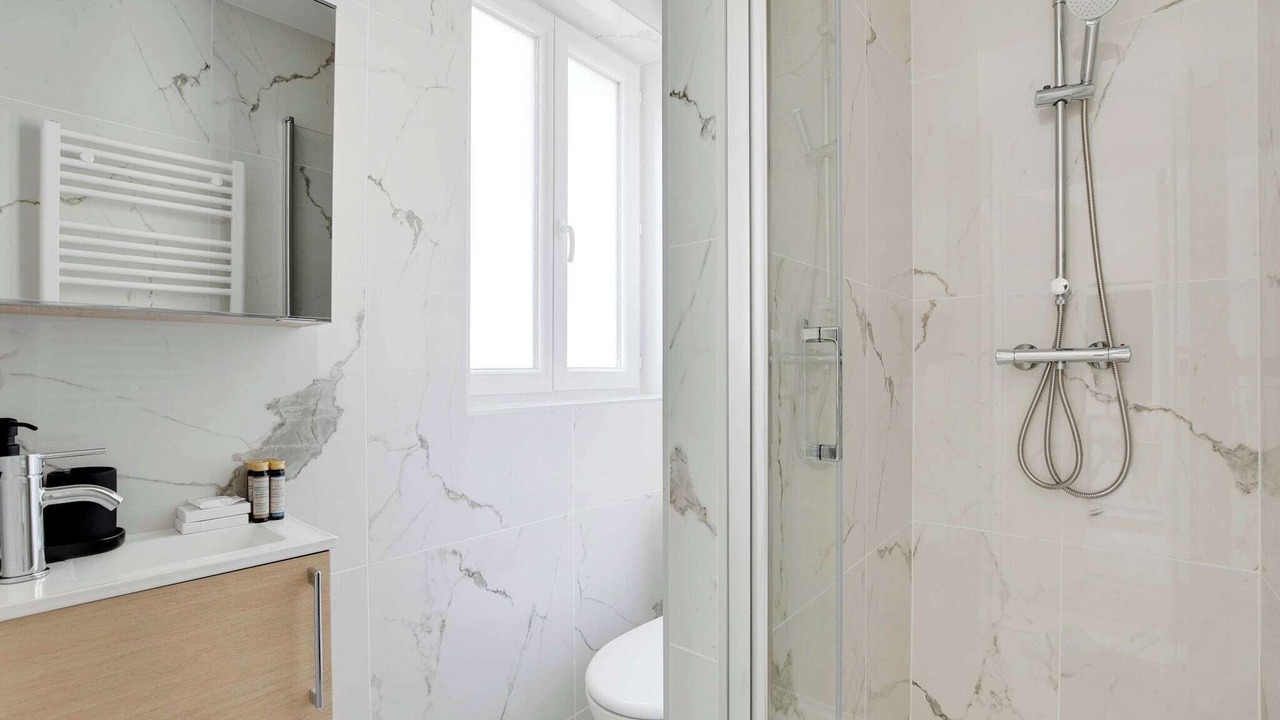 Photo of Bathroom in Petit-Ivry