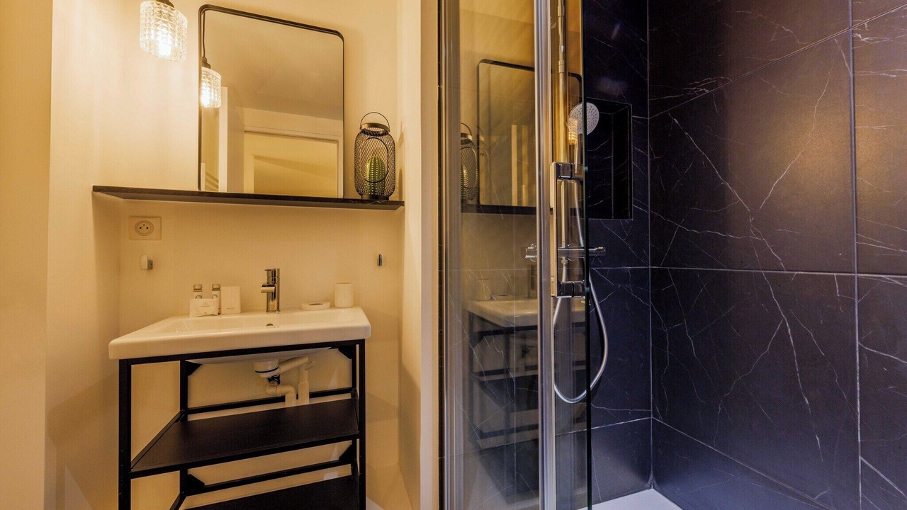 Photo of Bathroom in Quartier de Rochechouart