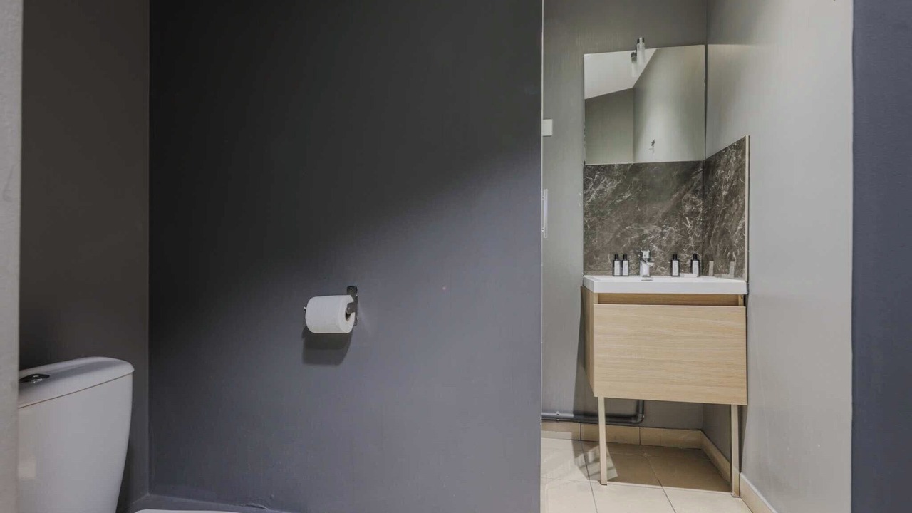 Photo of Bathroom in Porte-Saint-Martin