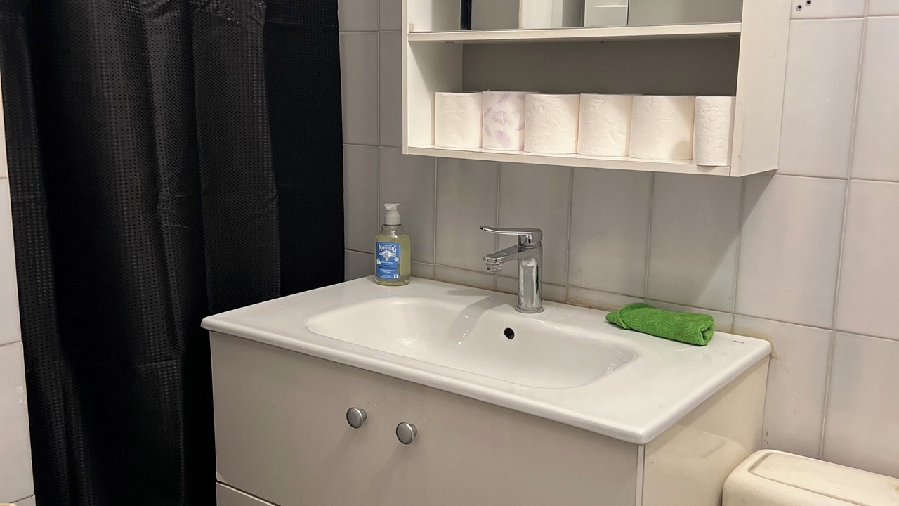 Photo of Bathroom in Montparnasse