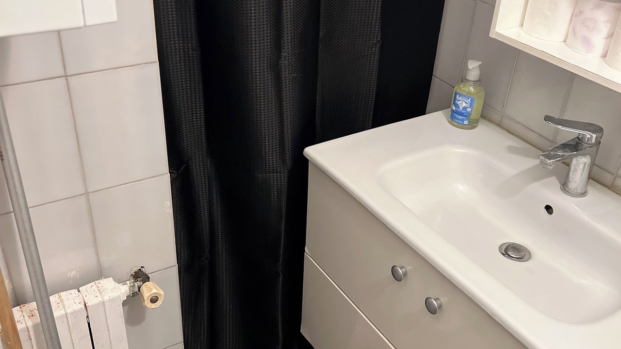 Photo of Bathroom in Montparnasse