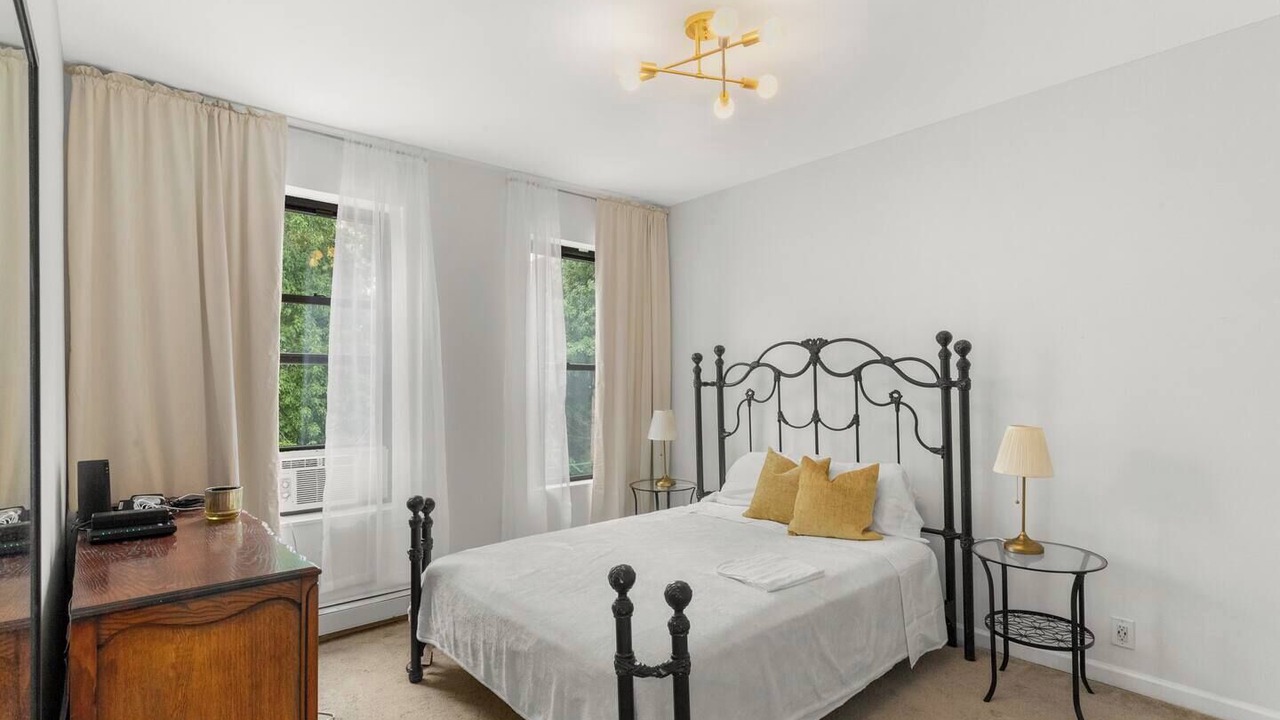 Photo of Bedroom in East Flatbush