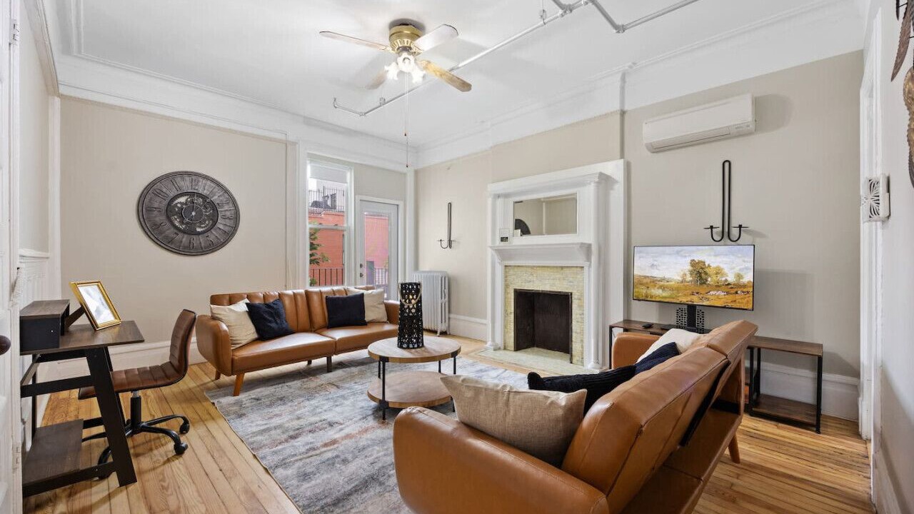 Photo of Livingroom in Upper Manhattan