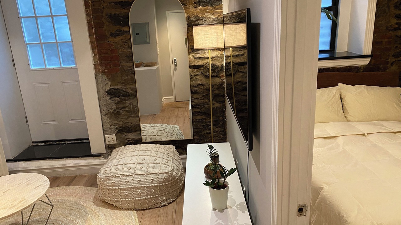 Photo of Bedroom in Tudor City