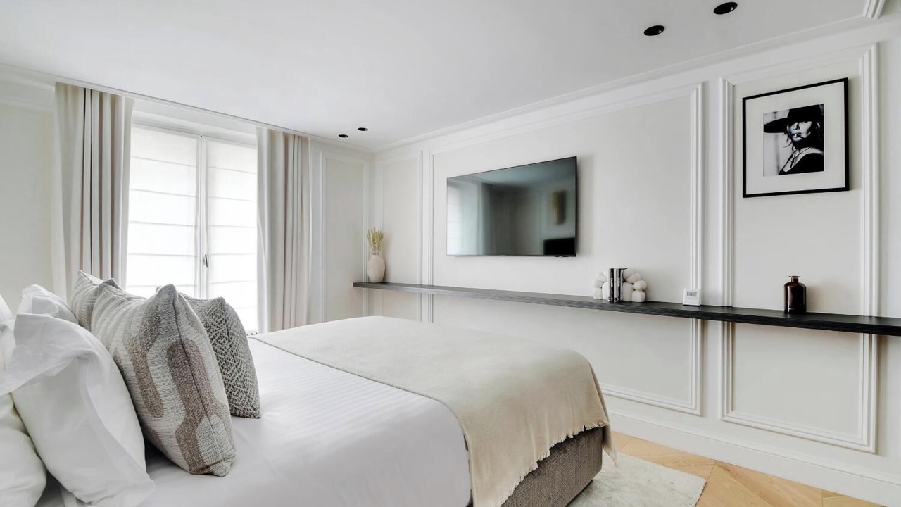 Photo of Bedroom in Saint-Germain-des-Pres