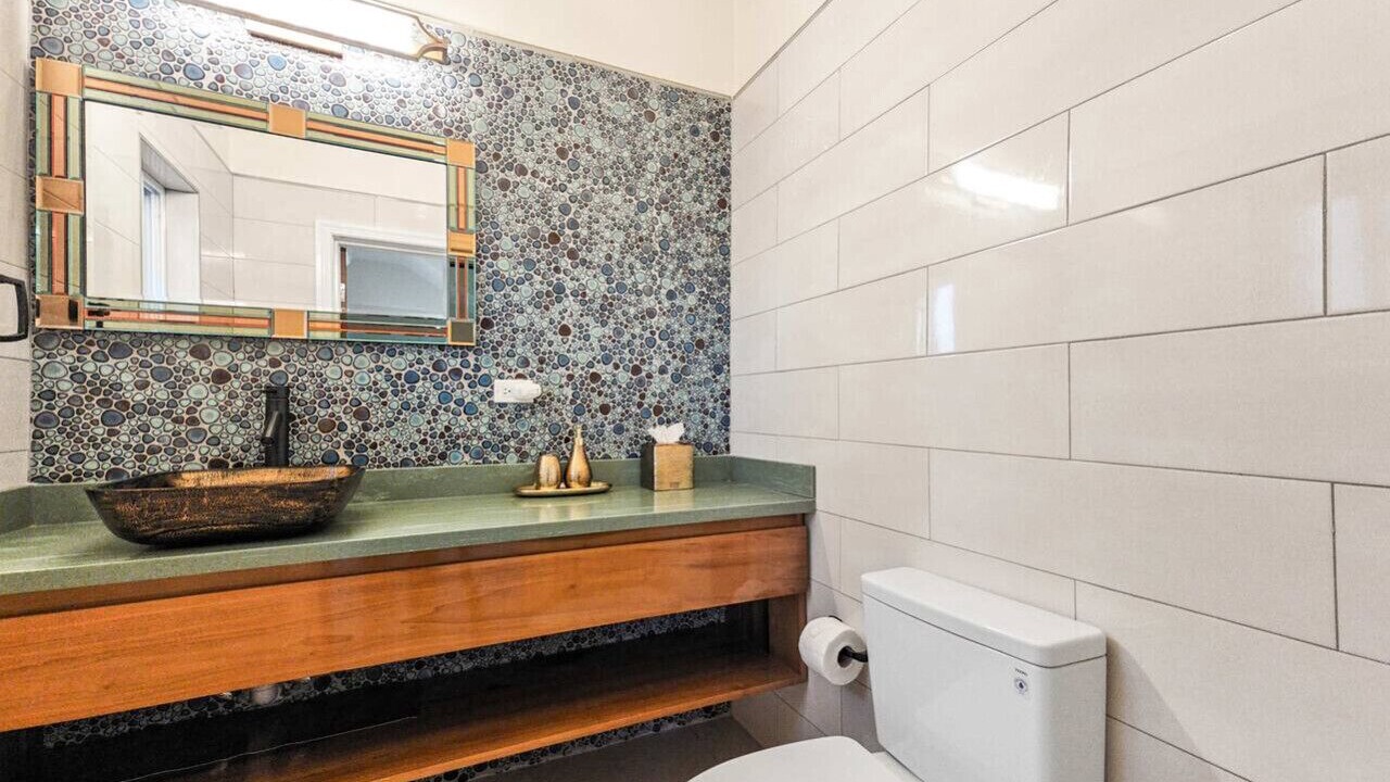 Photo of Bathroom in St.Bran's Burg