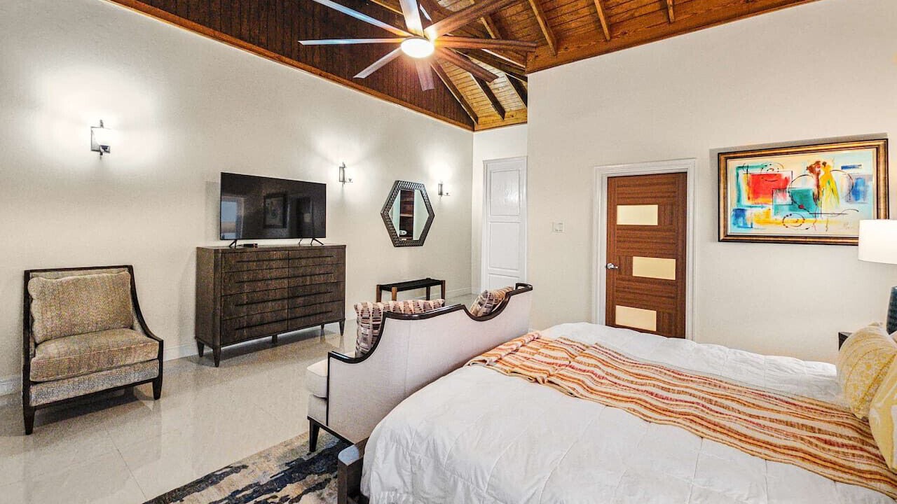 Photo of Bedroom in St.Bran's Burg