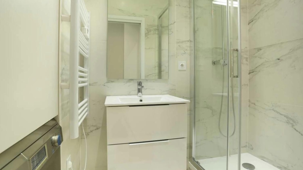 Photo of Bathroom in Odeon
