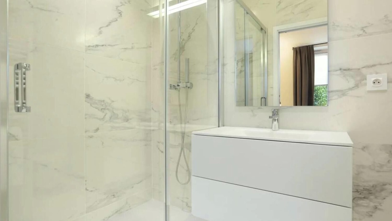 Photo of Bathroom in Odeon
