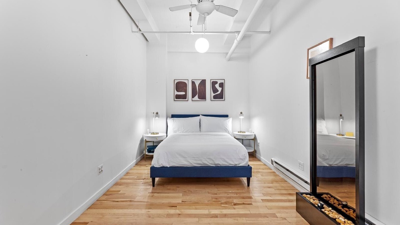 Photo of Bedroom in Midtown South