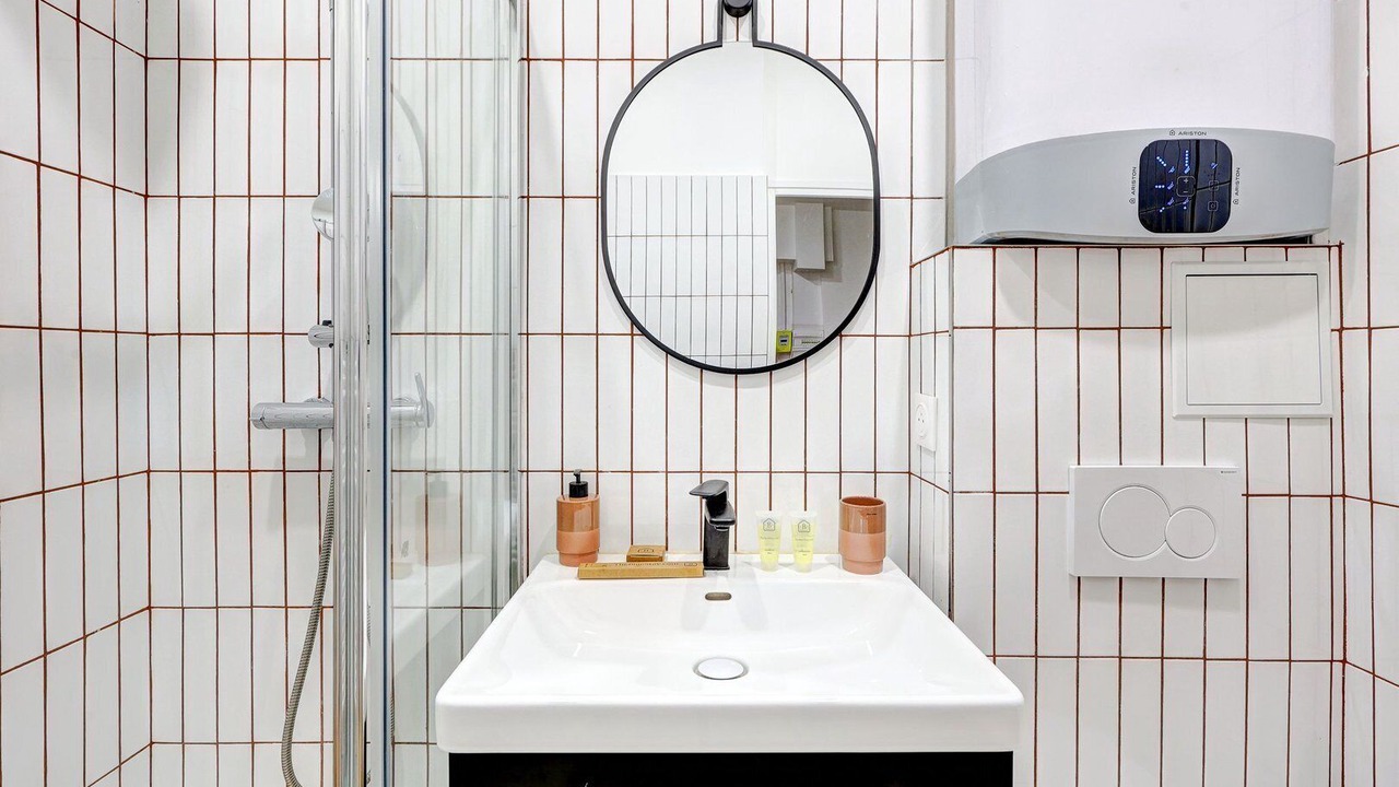 Photo of Bathroom in 10th Arrondissement