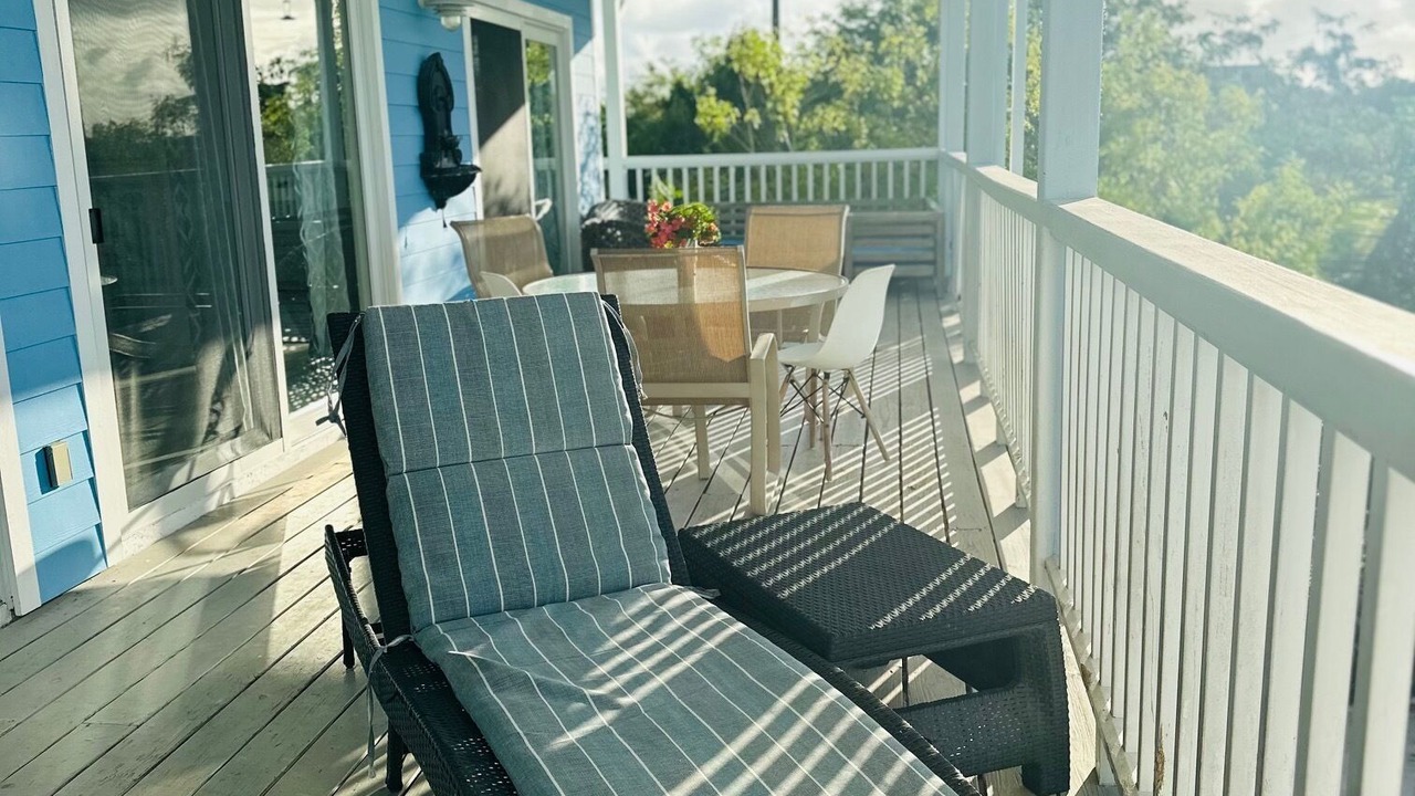 Photo of Patio Balcony in George Town