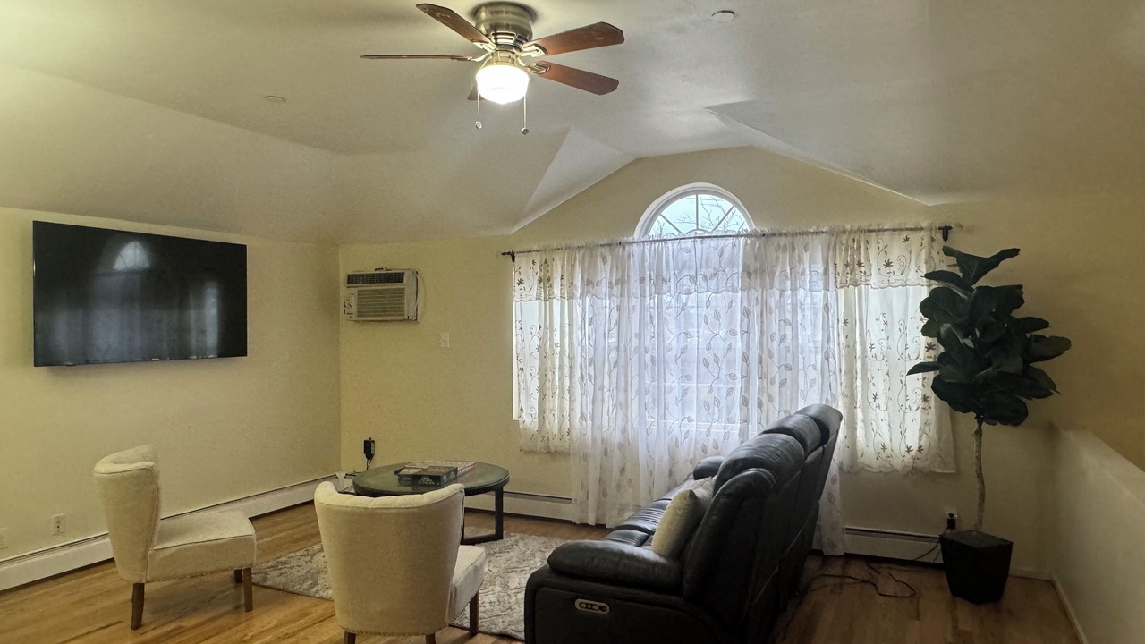 Photo of Bedroom in Queens