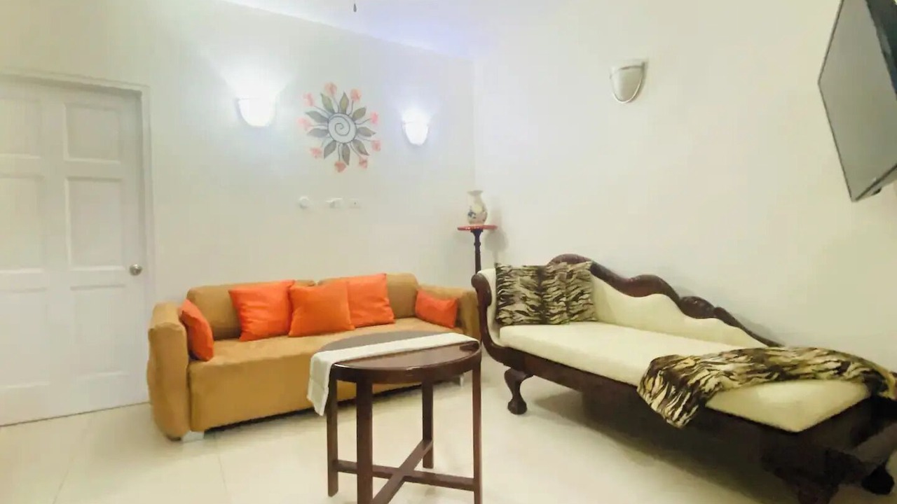 Photo of Livingroom in Gordon Town
