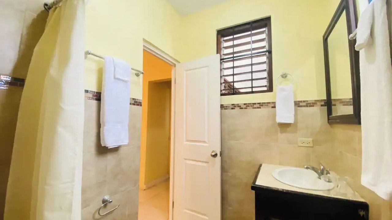 Photo of Bathroom in Gordon Town