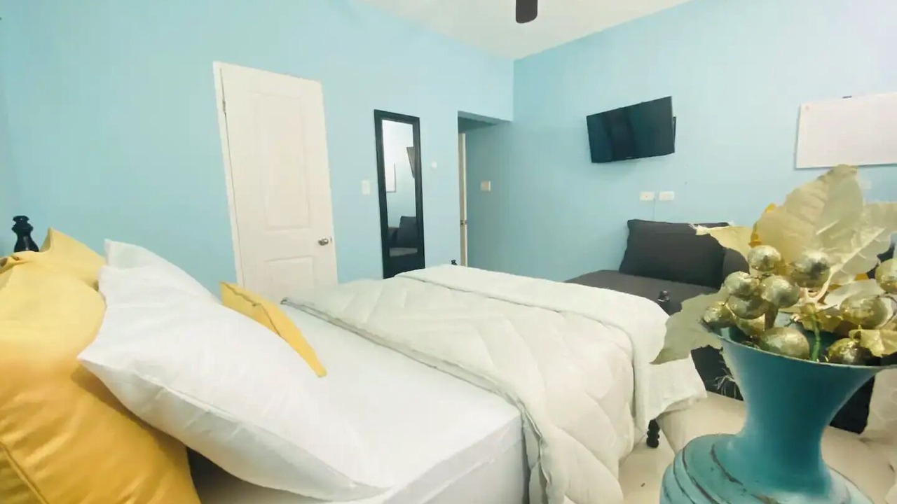 Photo of Bedroom in Gordon Town