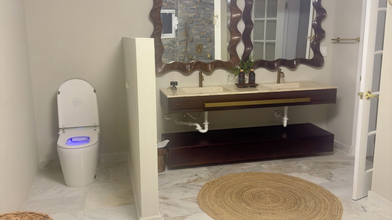 Photo of Bathroom in Bahamia West