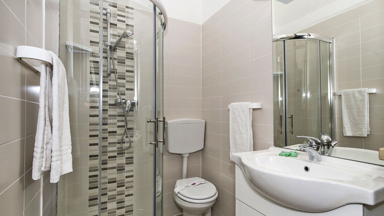 Photo of Bathroom in Frader