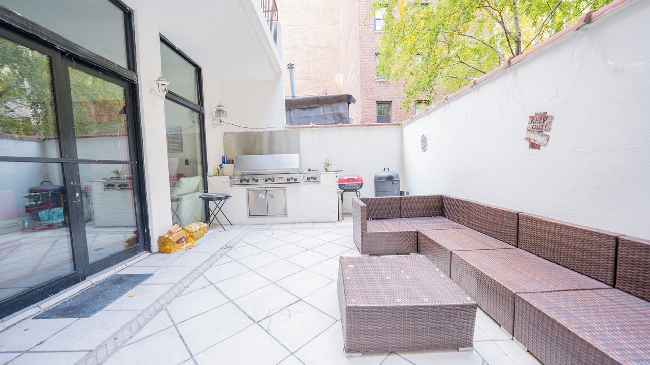 Photo of Patio Balcony in Gramercy