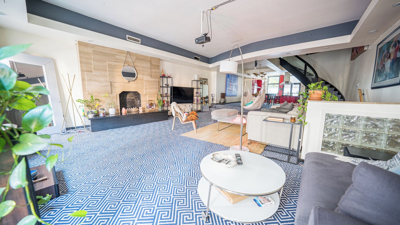 Photo of Livingroom in Gramercy