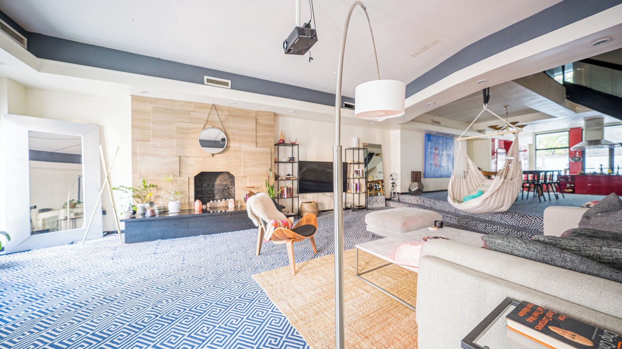 Photo of Livingroom in Gramercy