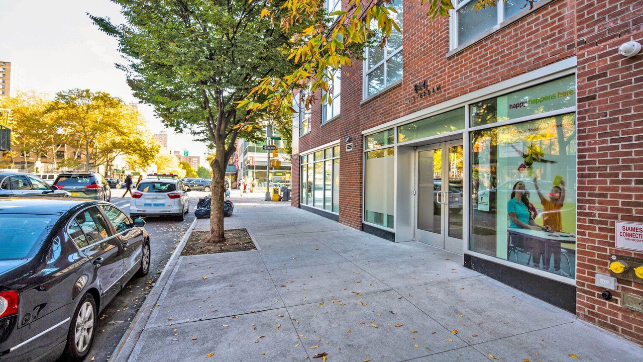 Photo of Outdoor in Manhattan Valley