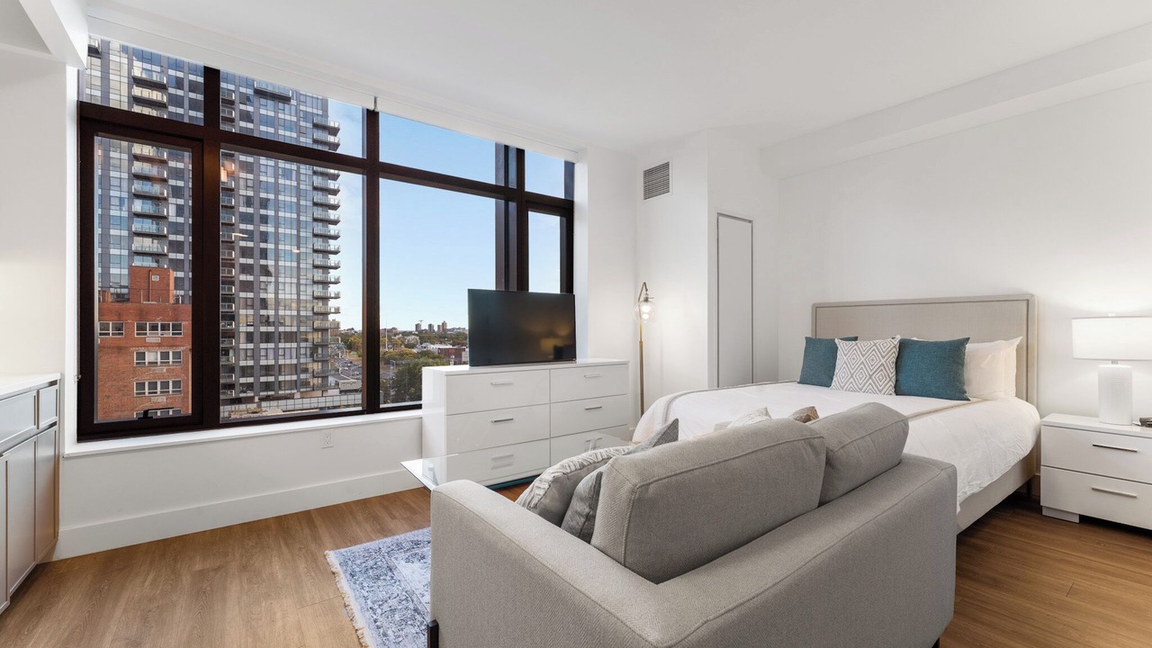 Photo of Bedroom in Bath Beach
