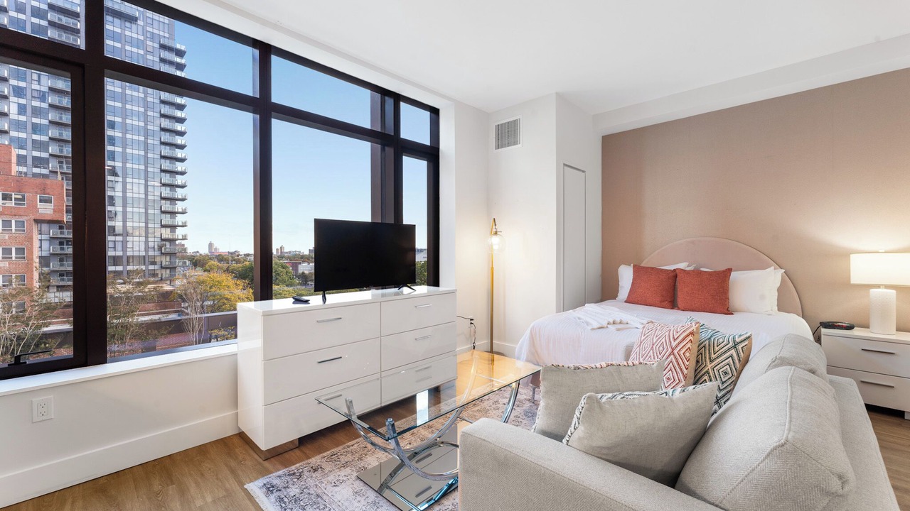 Photo of Bedroom in Bath Beach