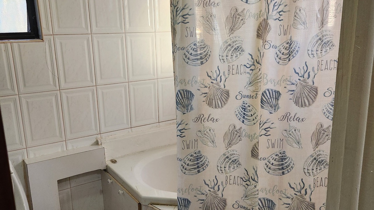 Photo of Bathroom in Downtown Nassau