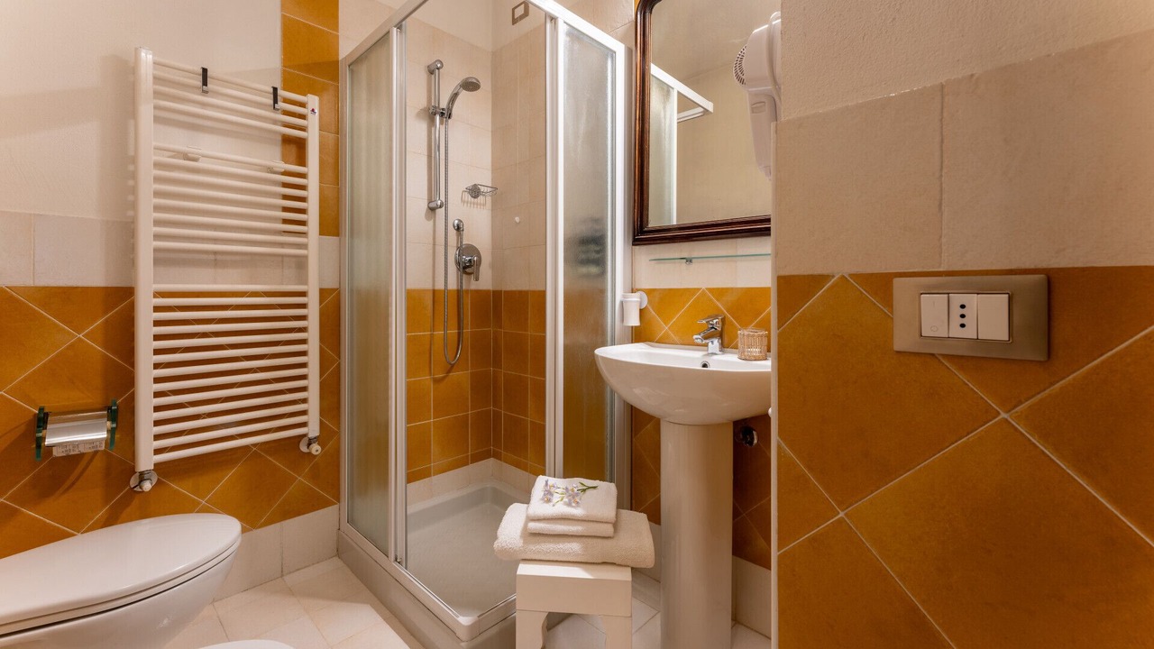 Photo of Bathroom in Negrar