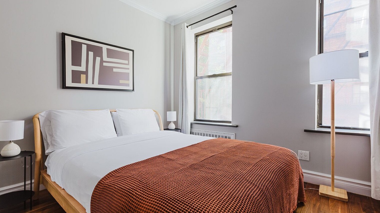 Photo of Bedroom in Peter Cooper Village