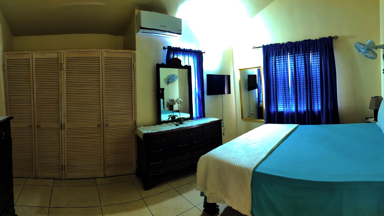 Photo of Bedroom in Portmore