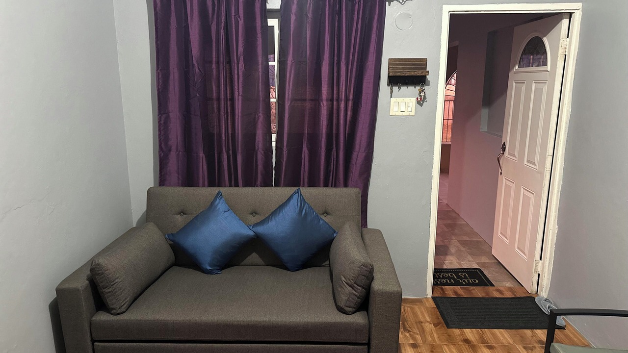Photo of Livingroom in Kingston