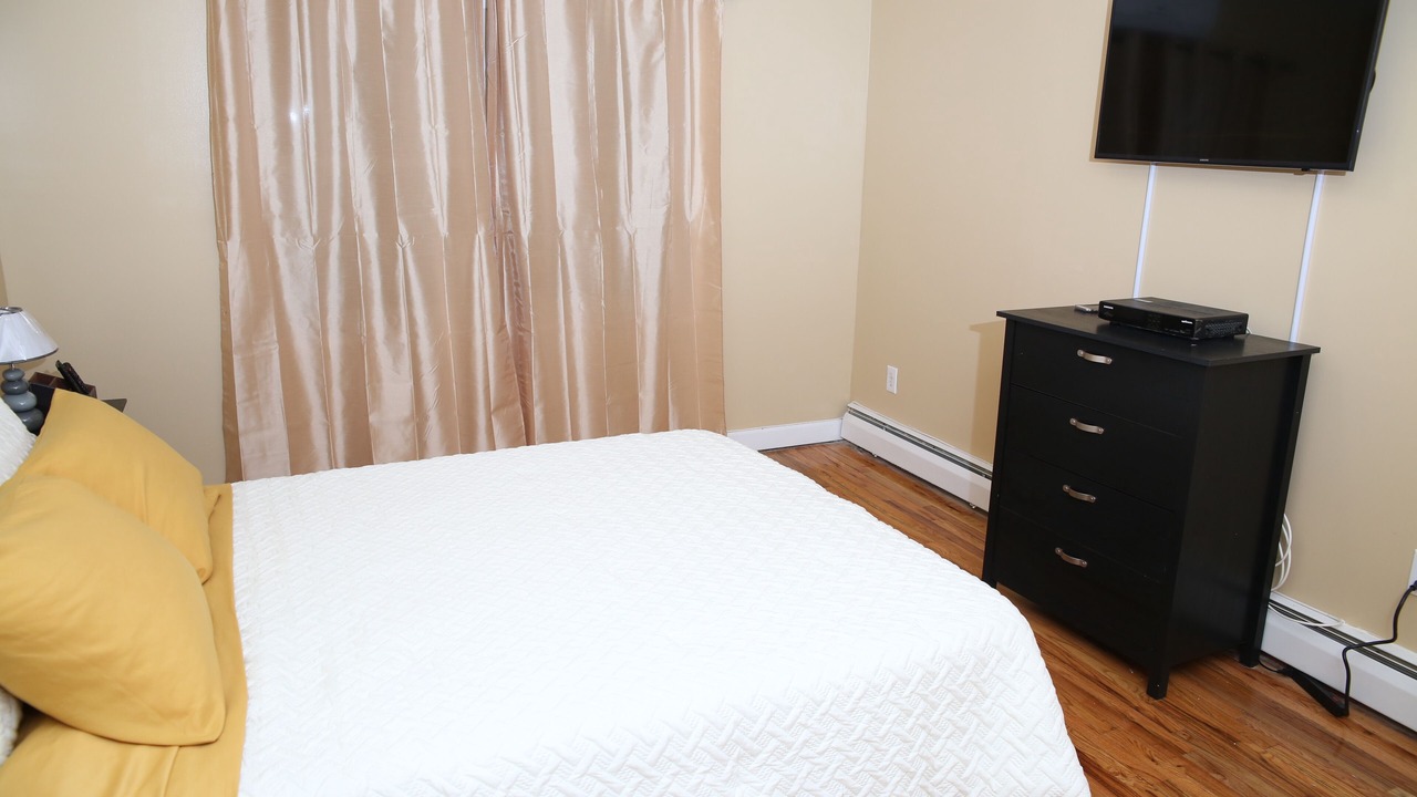 Photo of Bedroom in Crown Heights