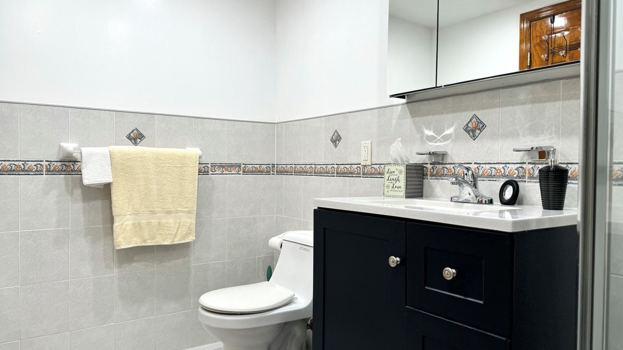 Photo of Bathroom in Canarsie