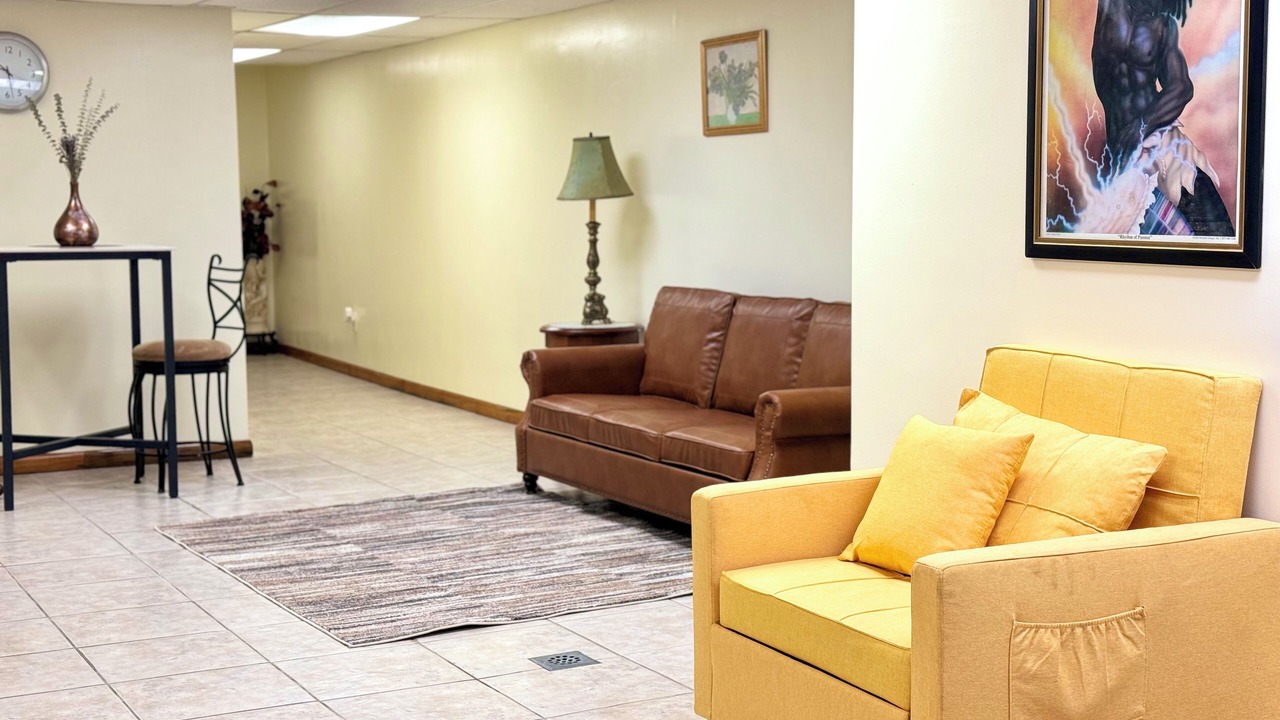 Photo of Livingroom in Canarsie