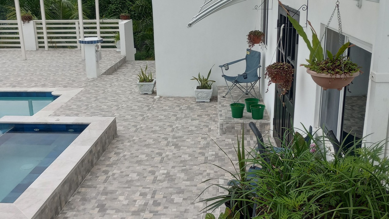 Photo of Patio Balcony in Runaway Bay