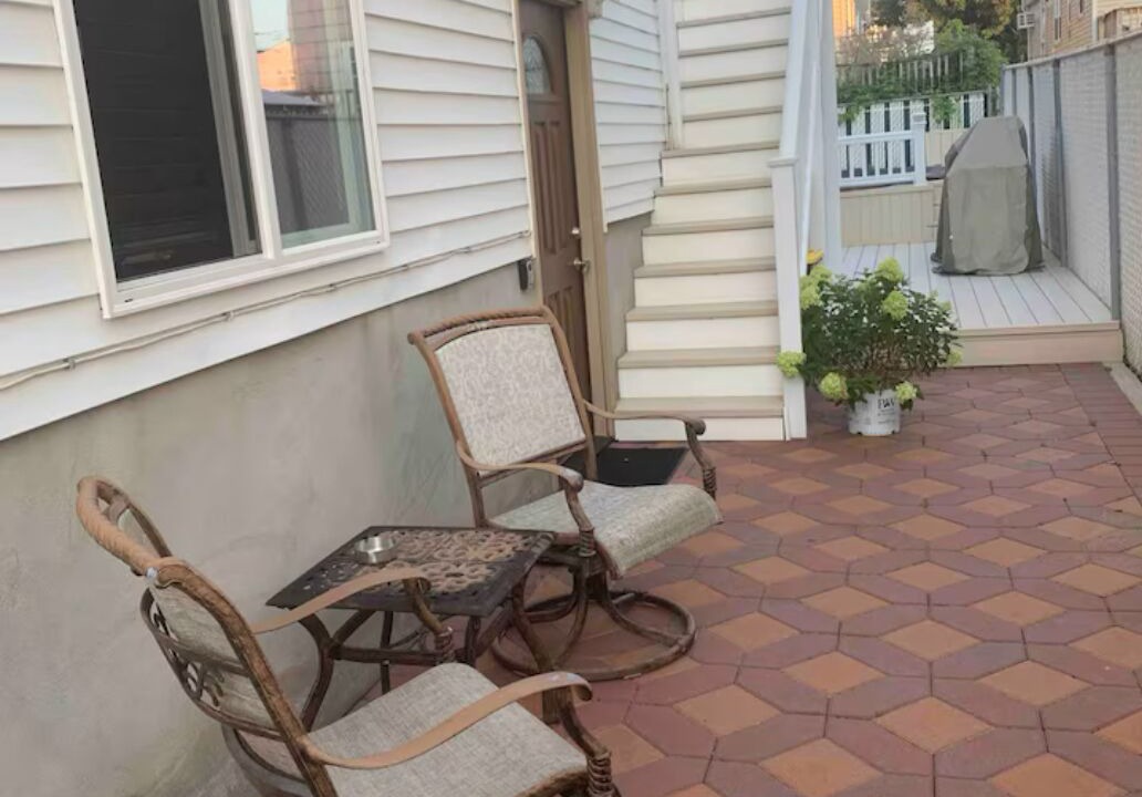 Photo of Patio Balcony in Midland Beach