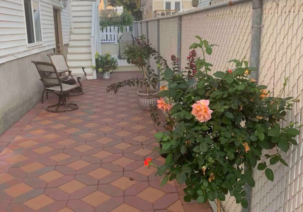 Photo of Outdoor in Midland Beach