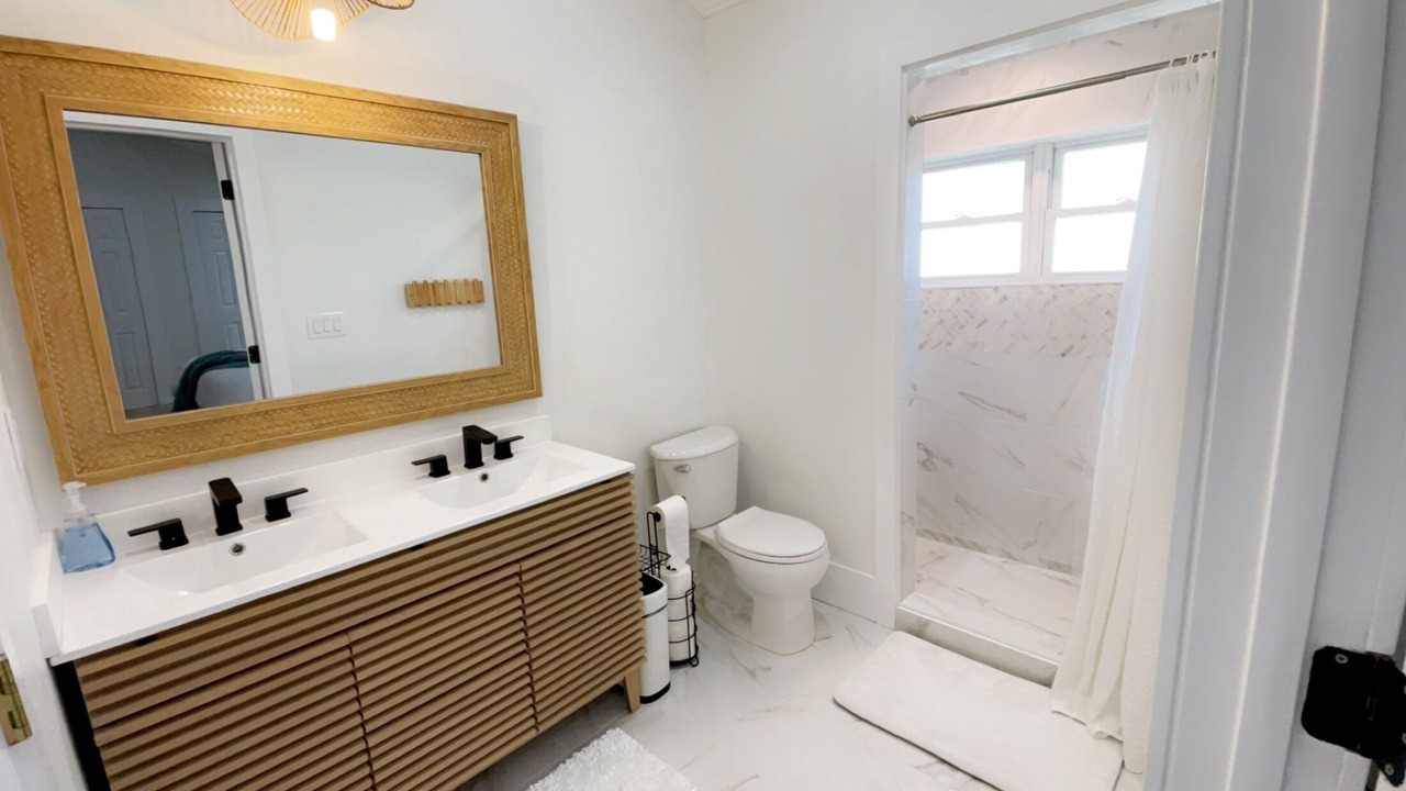 Photo of Bathroom in Treasure Cay