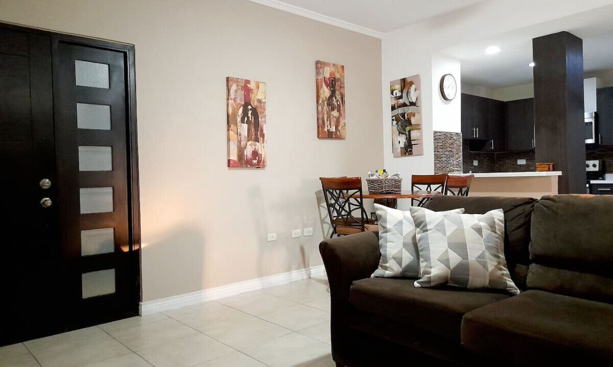 Photo of Livingroom in New Kingston