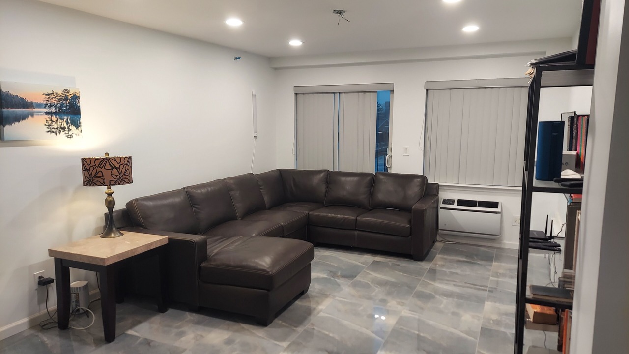 Photo of Livingroom in Midwood