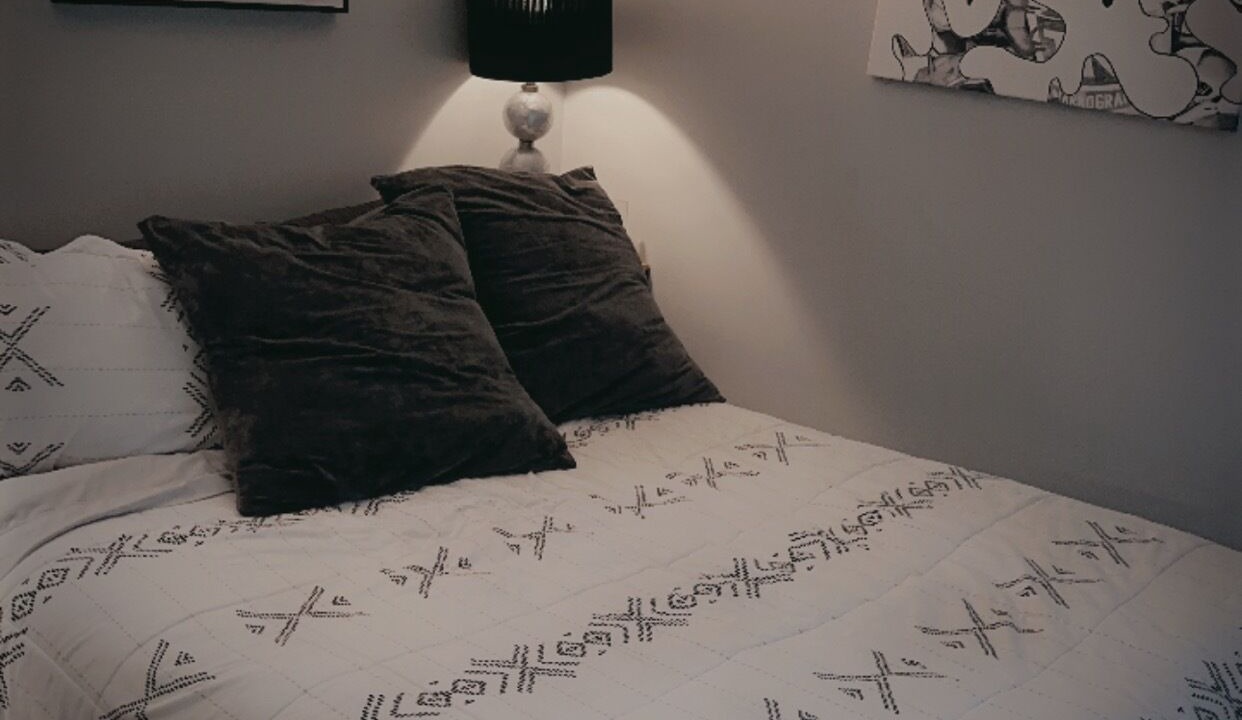 Photo of Bedroom in Bath Beach