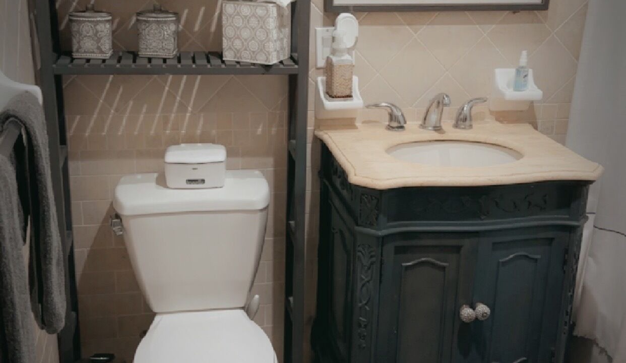 Photo of Bathroom in Bath Beach