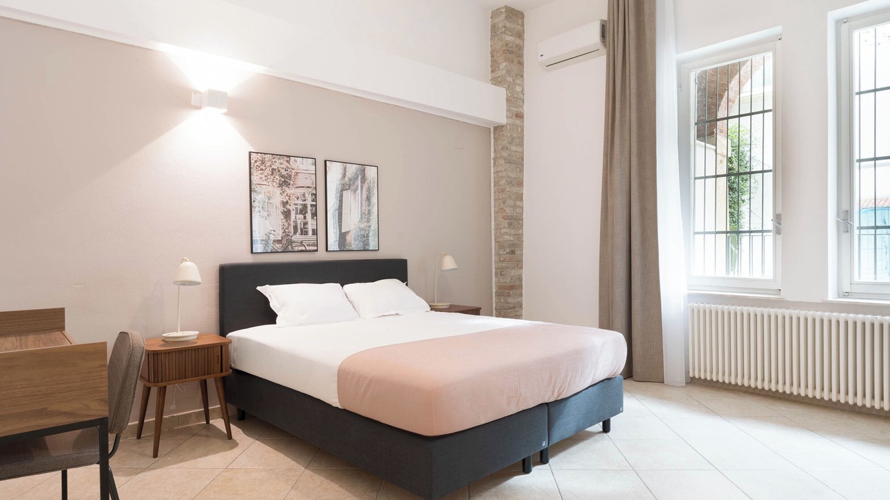 Photo of Bedroom in Verona City Centre