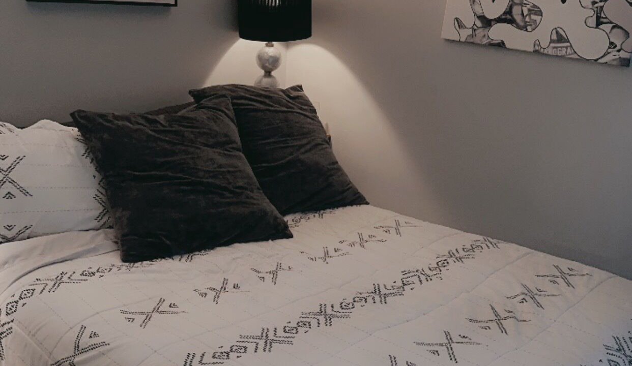 Photo of Bedroom in Bath Beach
