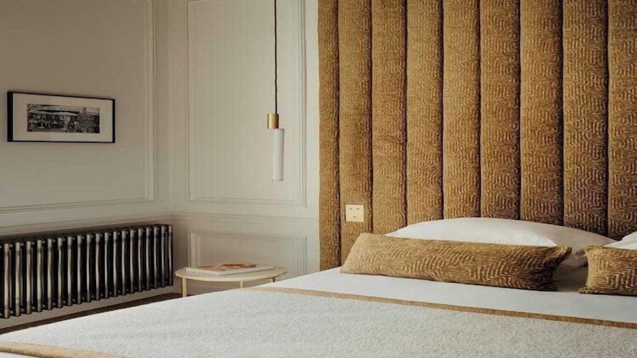 Photo of Bedroom in Champs-Elysees