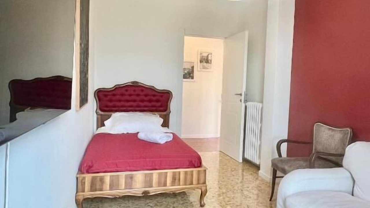 Photo of Bedroom in Verona City Centre
