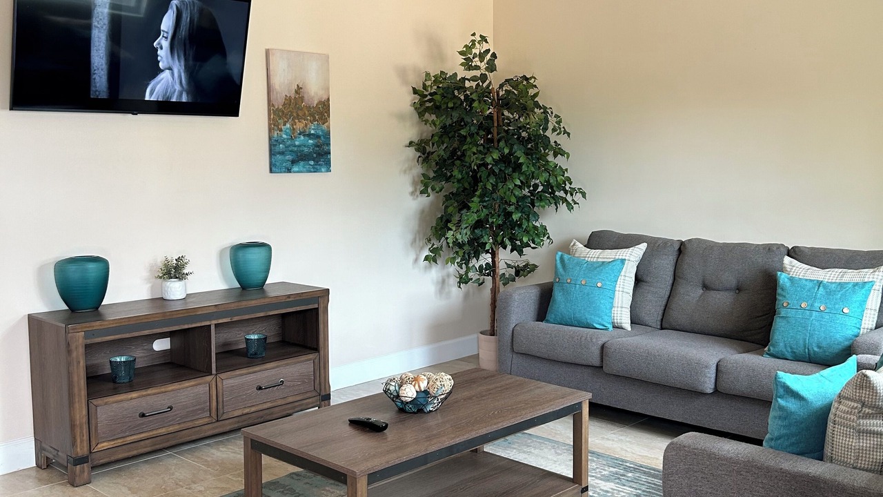 Photo of Livingroom in Farmer's Hill